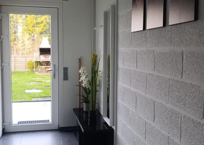 Appartement Sur Jardin Verdoyant Bertrix